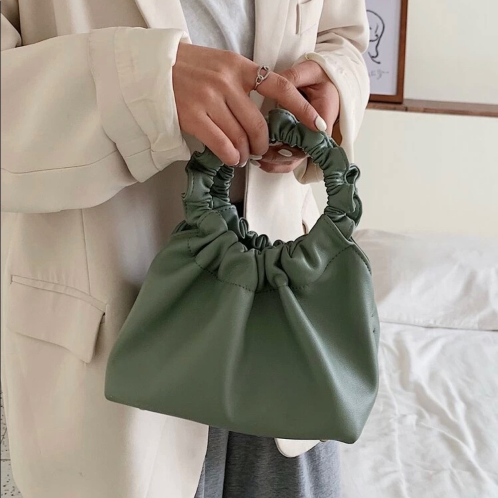 Scrunchie - Picture 2 of 3